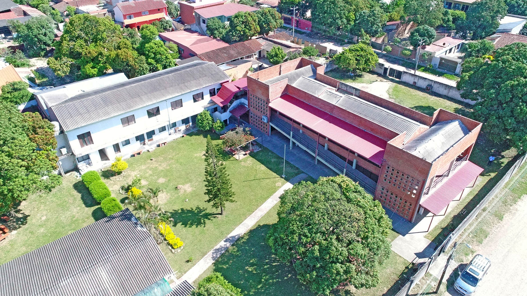 Entorno urbano y accesos